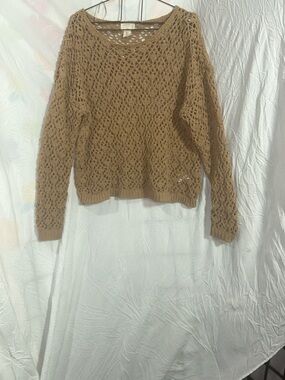 Open-Knit Crewneck Sweater in Camel